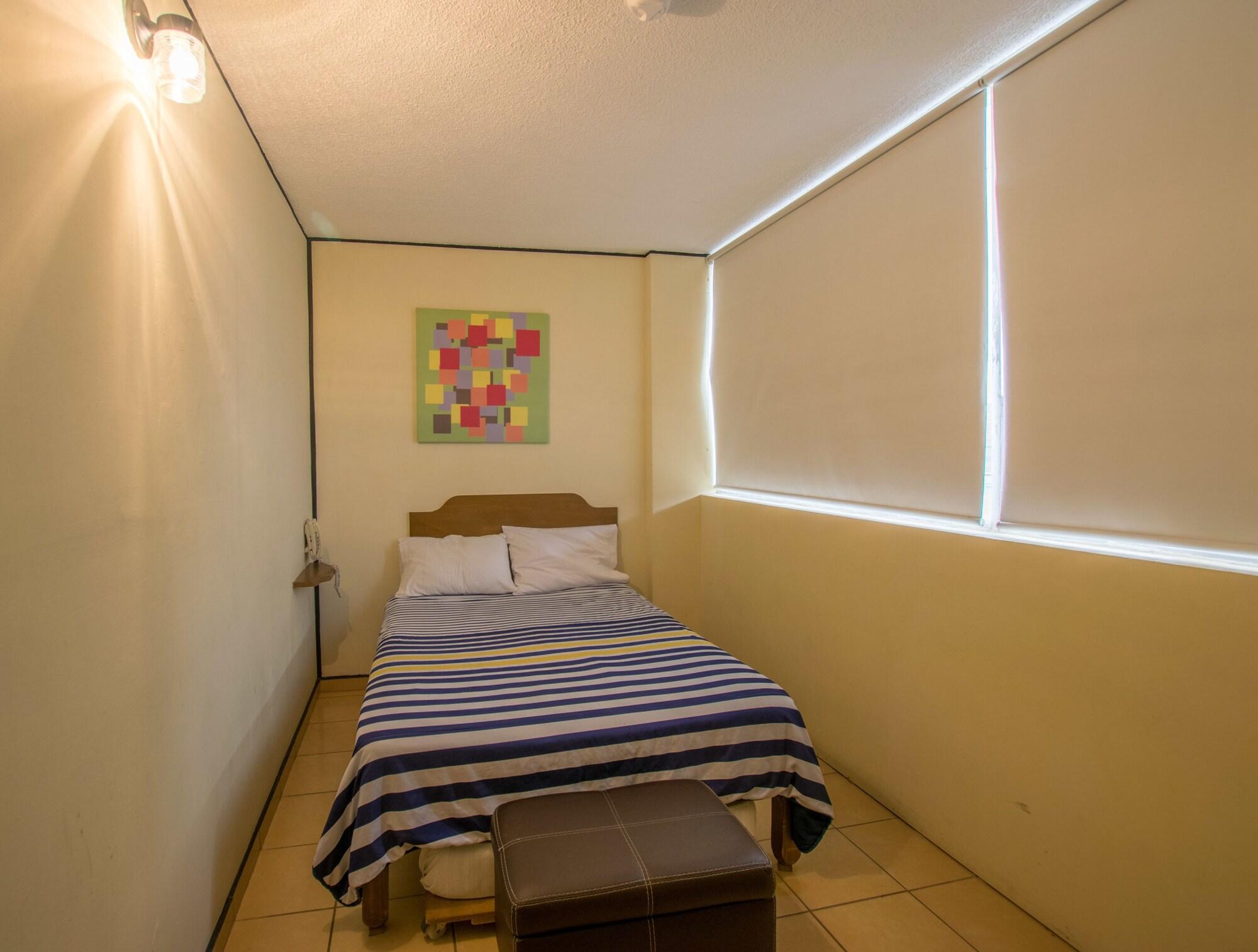 Hotel Mateos 1215 Λεόν Εξωτερικό φωτογραφία