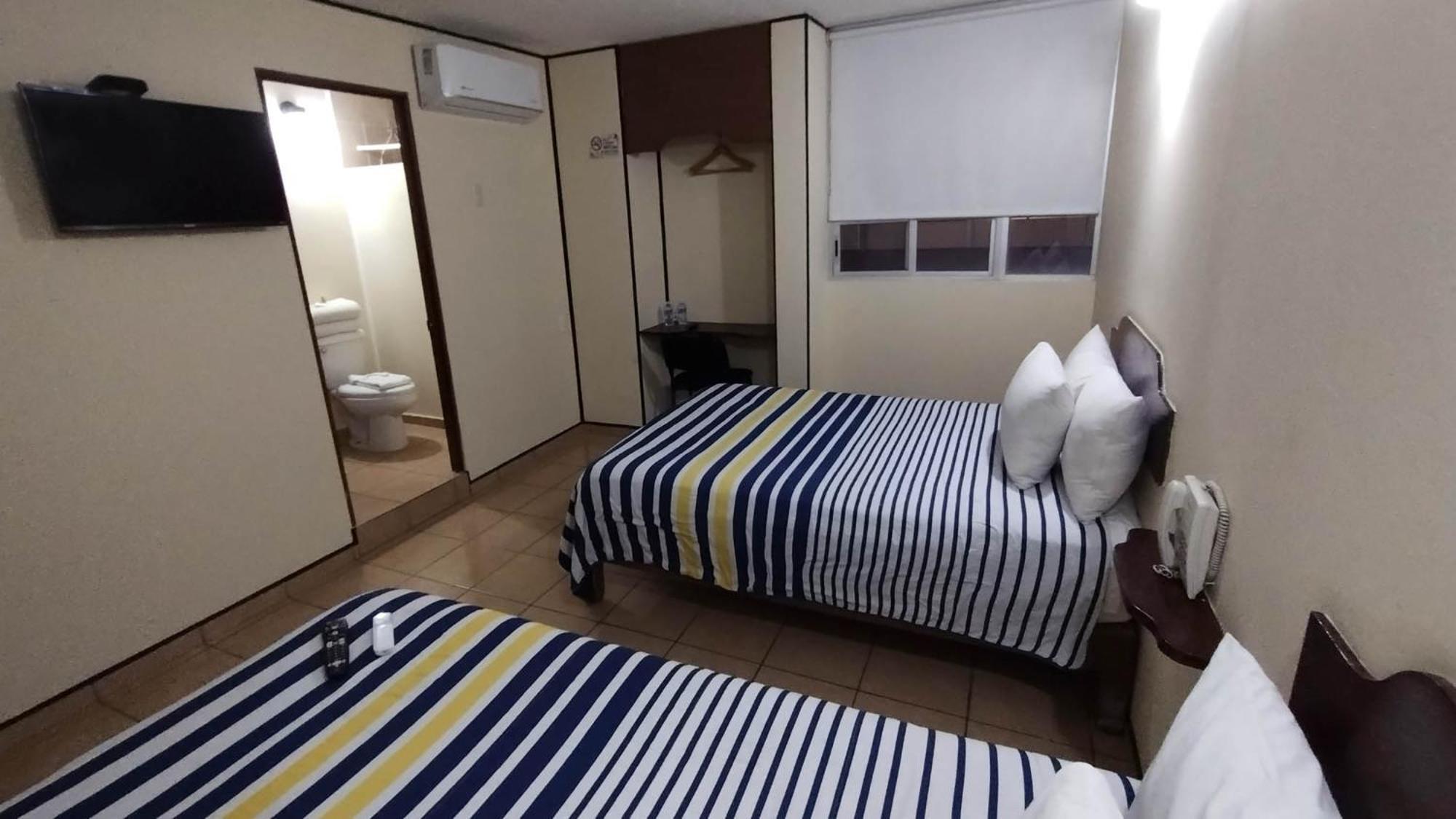 Hotel Mateos 1215 Λεόν Εξωτερικό φωτογραφία