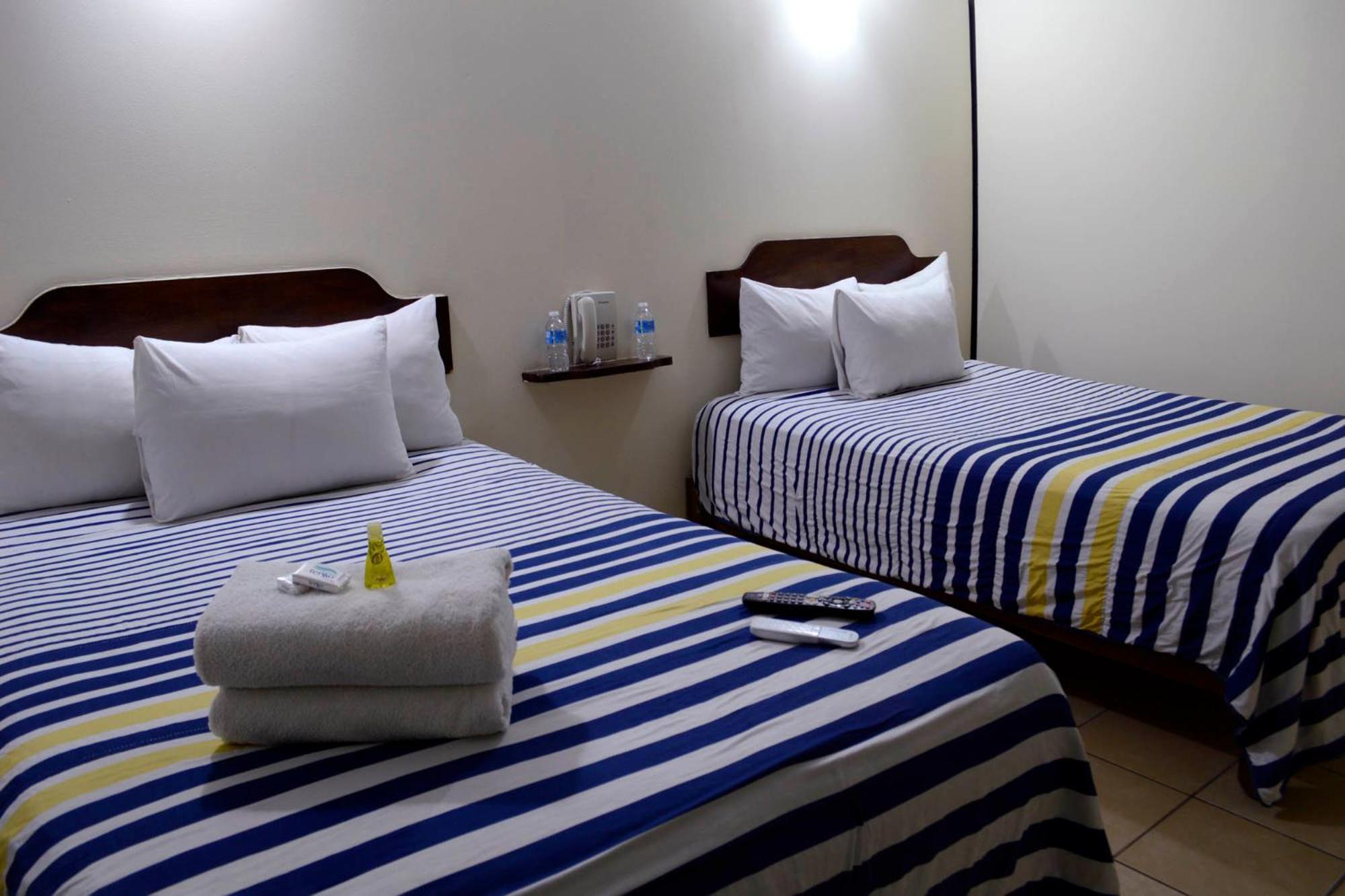 Hotel Mateos 1215 Λεόν Εξωτερικό φωτογραφία
