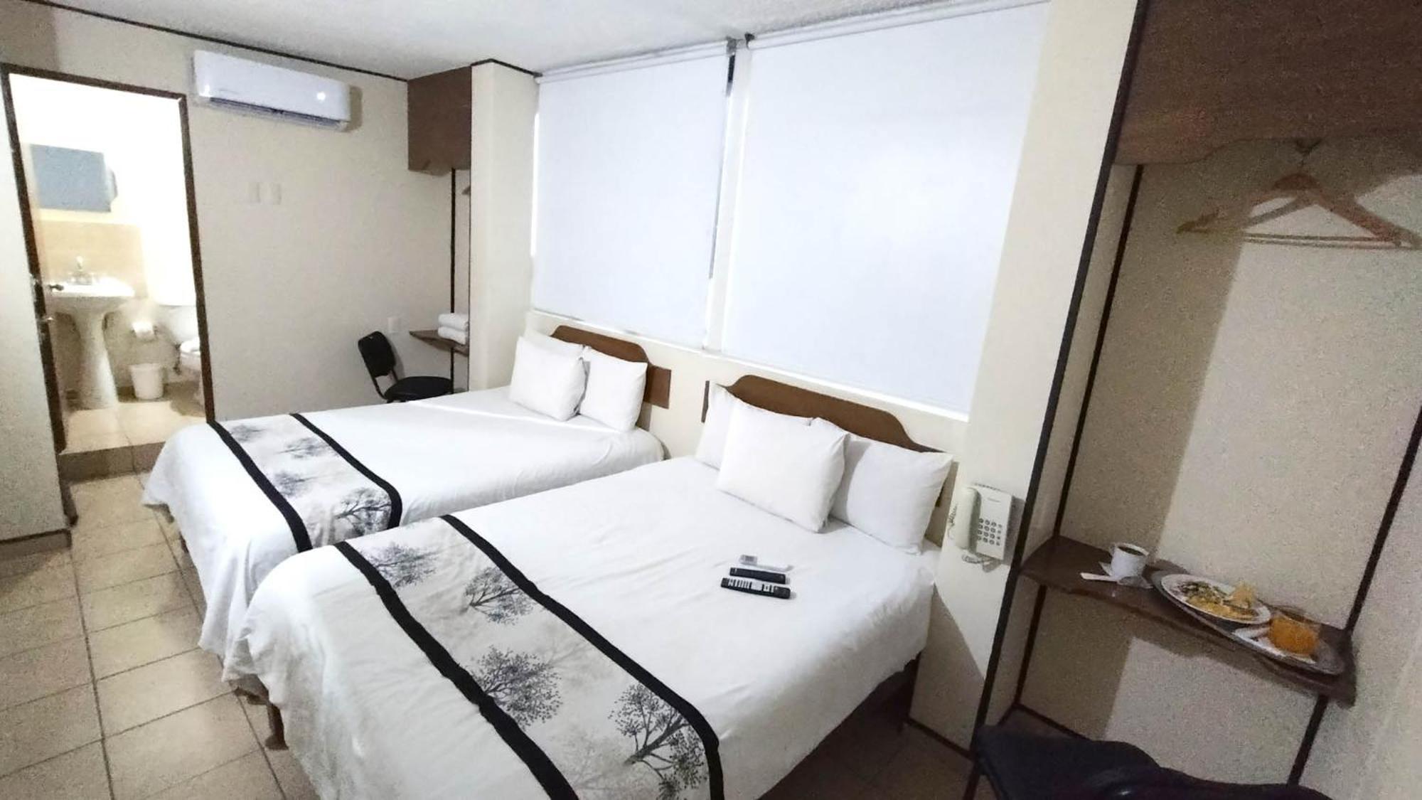 Hotel Mateos 1215 Λεόν Εξωτερικό φωτογραφία